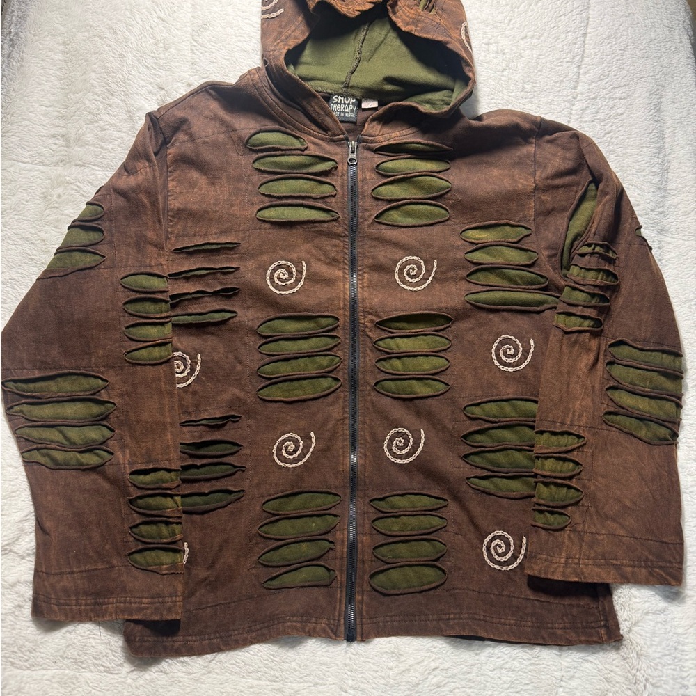 NWOT Shop Therapy Brown Razor Cut Embr Zip Hoodie with Olive Green Insets L/XL